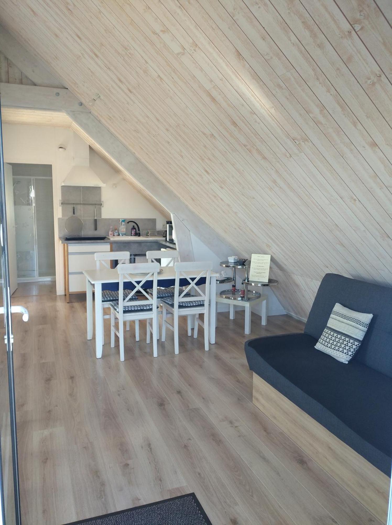 La Gilleterie Apartment *